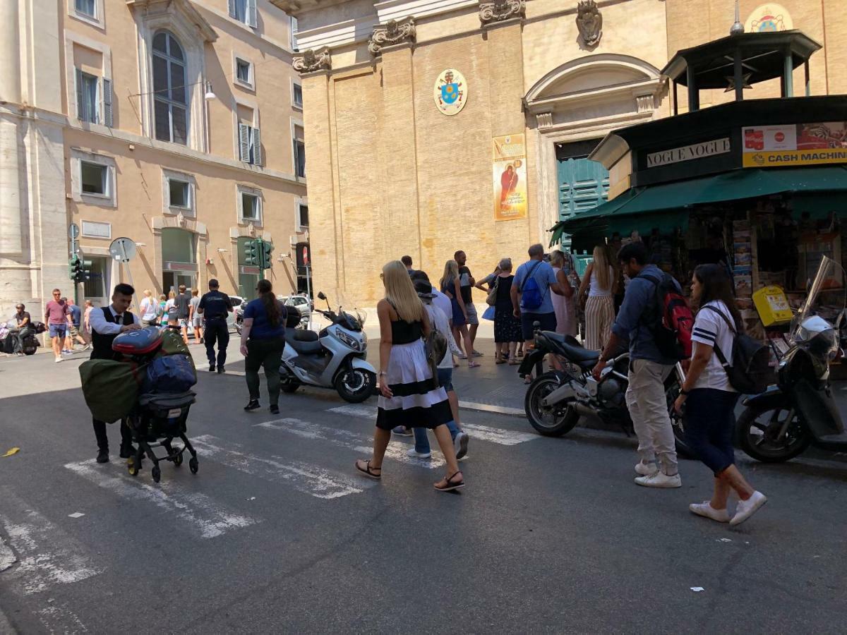 Visione Via Sant'Andrea Delle Fratte, 36 Roma Exterior foto